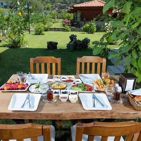 Sandal Hotel Gocek Екстериор снимка